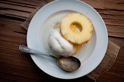 Grilled Pineapple | FoodsOfOurLives.com